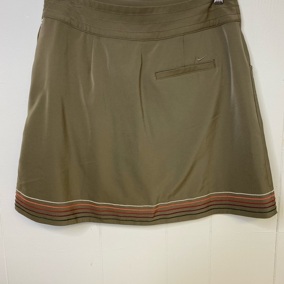 Nike Fit-Dry Golf Skort Women’s Size 6 - Picture 8 of 14